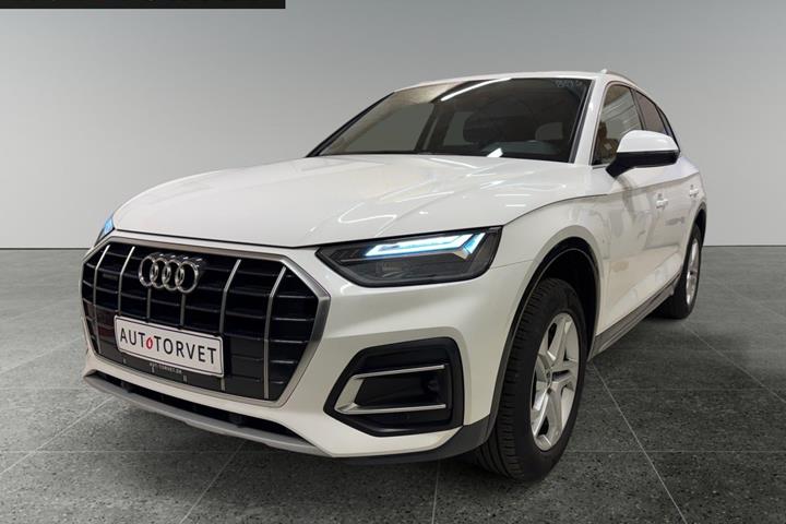 Hvid Audi Q5 fra 2023 set udefra