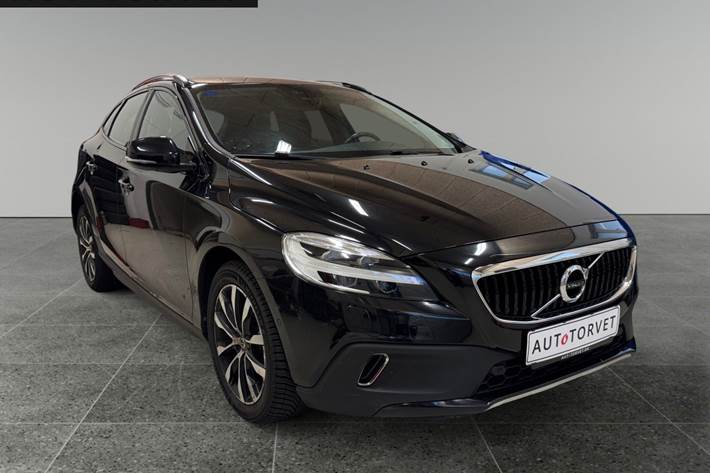 Sort Volvo V40 CC fra 2019