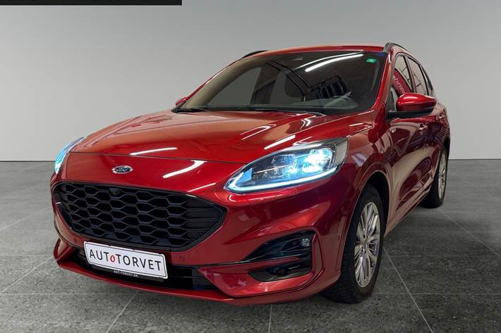 Rød Ford Kuga fra 2020
