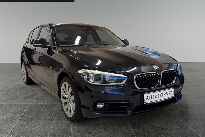 Sort BMW 118i fra 2017