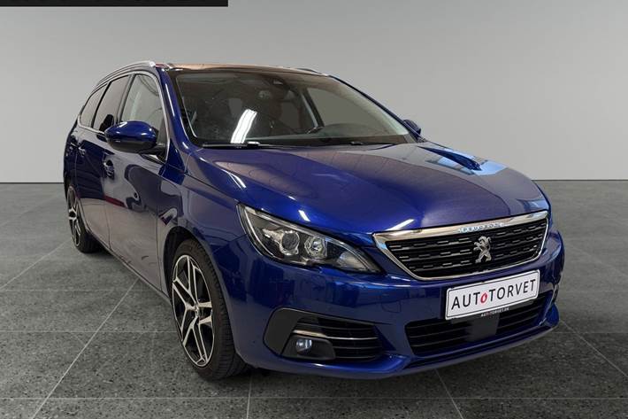 Blå Peugeot 308 fra 2019