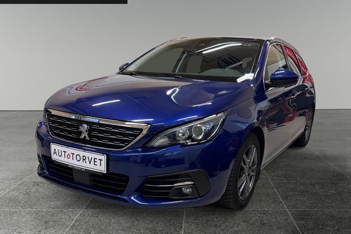 Blå Peugeot 308 fra 2020 set udefra
