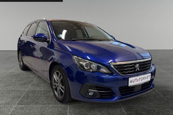 Blå Peugeot 308 fra 2020