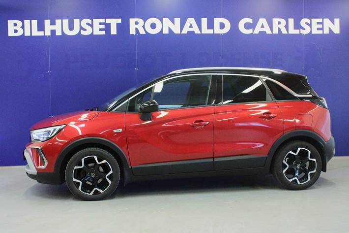 Rød Opel Crossland fra 2021