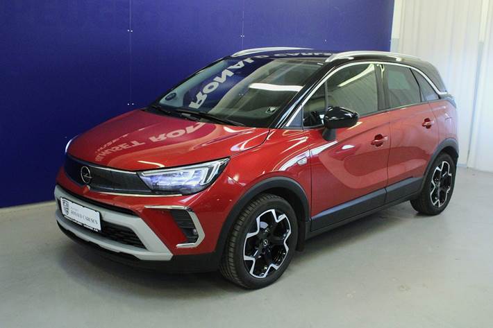 Rød Opel Crossland fra 2021