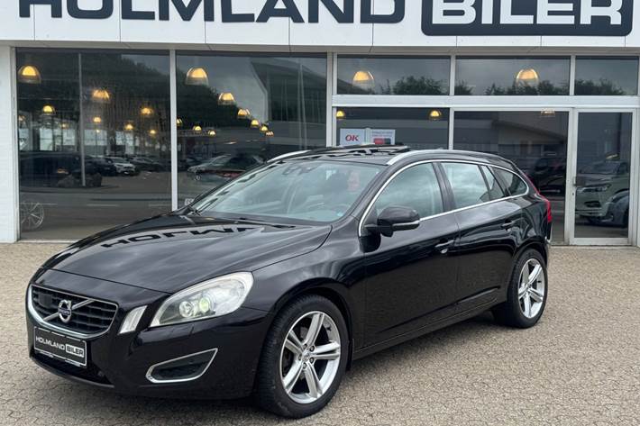 Sort Volvo V60 fra 2011