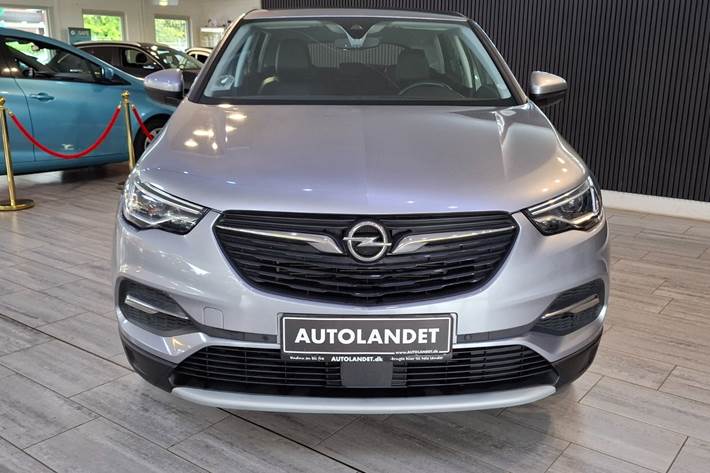 Sølv Opel Grandland X fra 2020