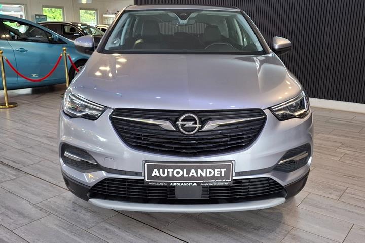 Sølv Opel Grandland X fra 2020