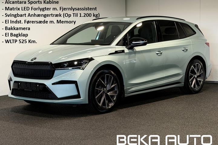 Sølv Skoda Enyaq fra 2023 set udefra