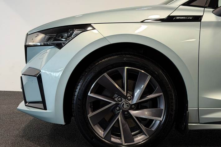 Sølv Skoda Enyaq fra 2023