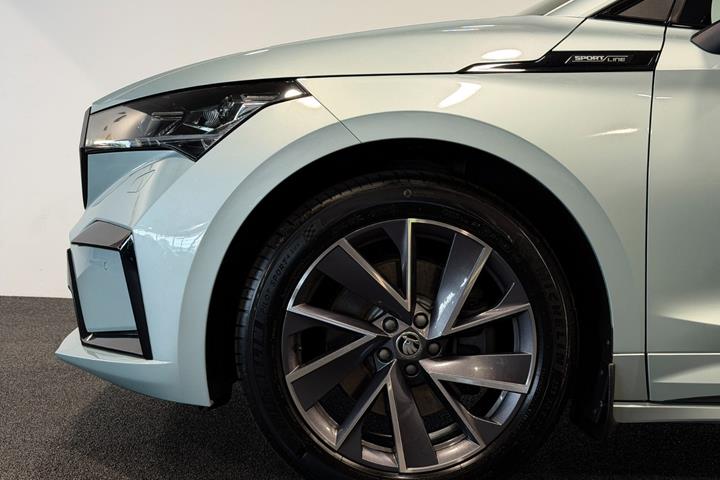 Sølv Skoda Enyaq fra 2023