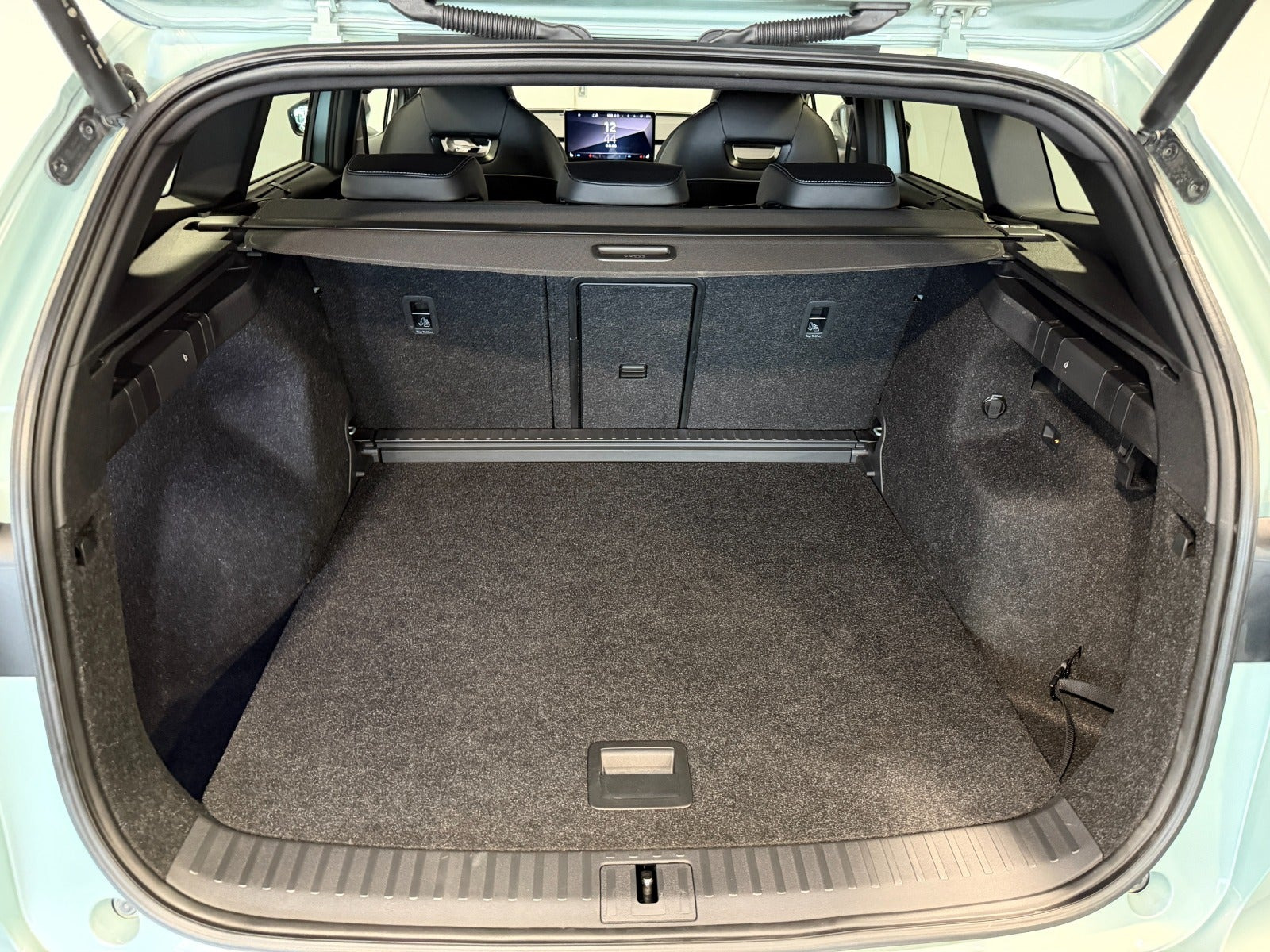 Sølv Skoda Enyaq fra 2023