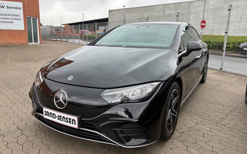 Mercedes EQE350 AMG Line