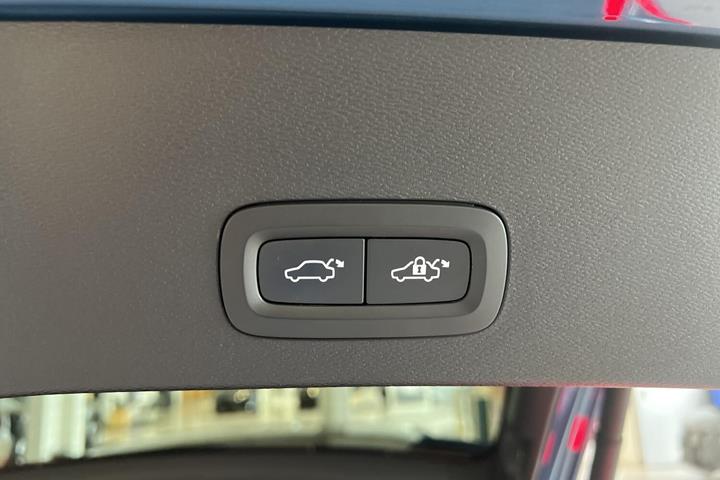 Blå Volvo C40 fra 2022