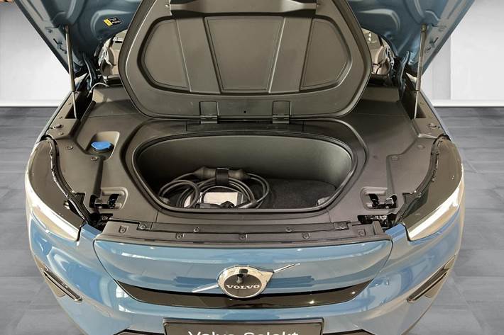 Blå Volvo C40 fra 2022