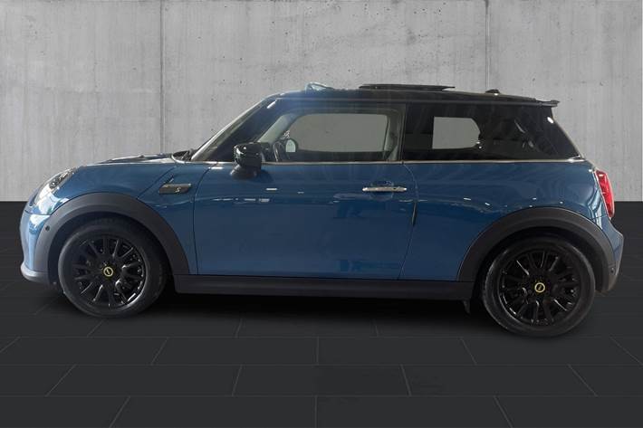 Blå Mini Cooper SE fra 2023