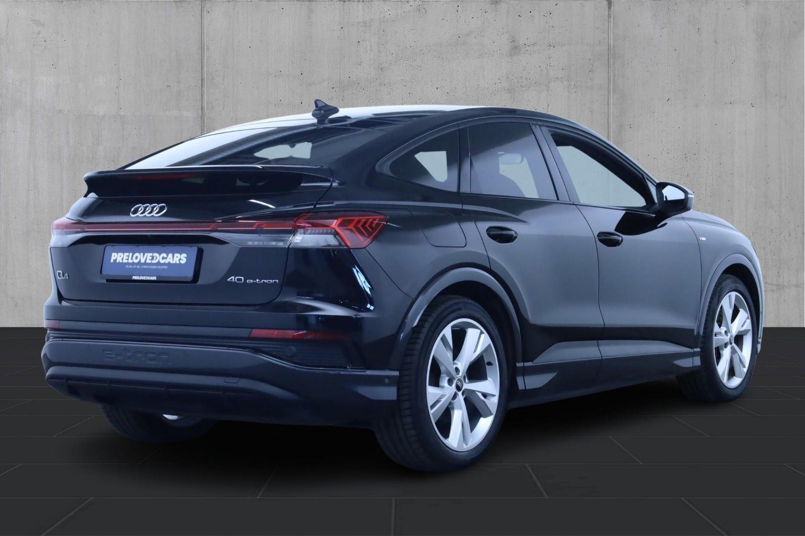 Sort Audi Q4 e-tron fra 2021