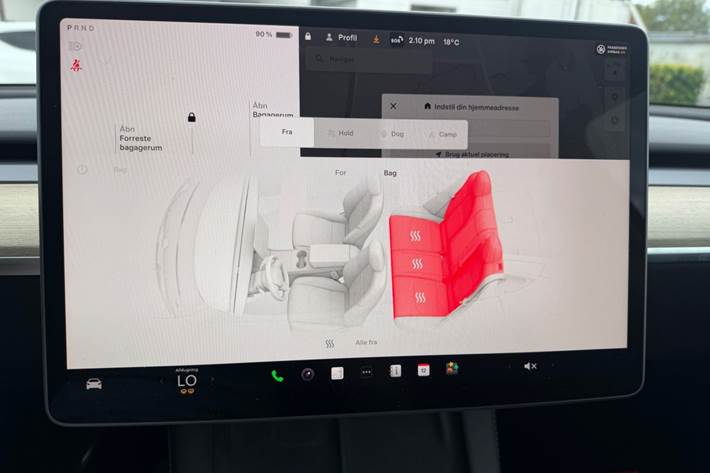 Sort Tesla Model Y fra 2023