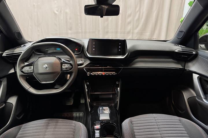 Sort Peugeot e-2008 fra 2023