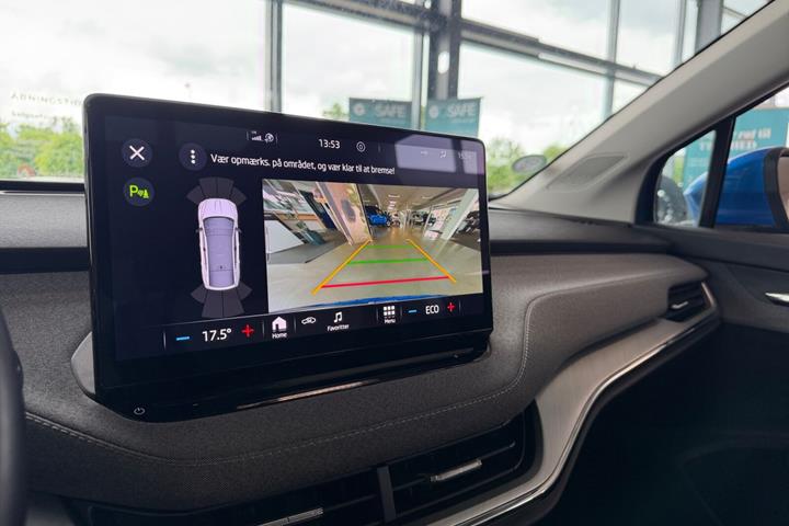 Blå Skoda Enyaq fra 2022