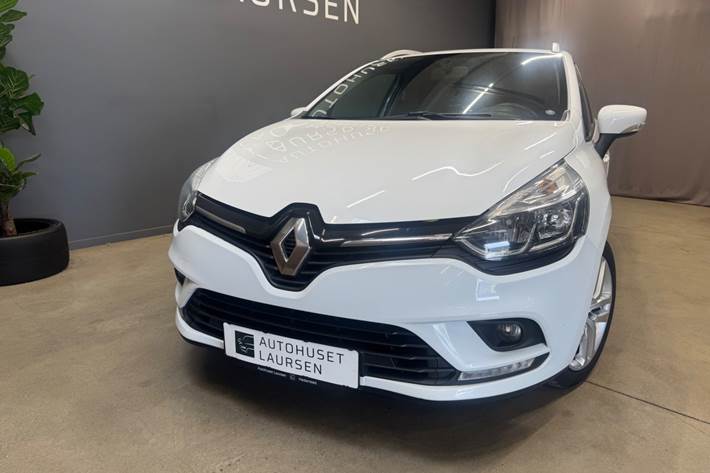 Hvid Renault Clio IV fra 2018