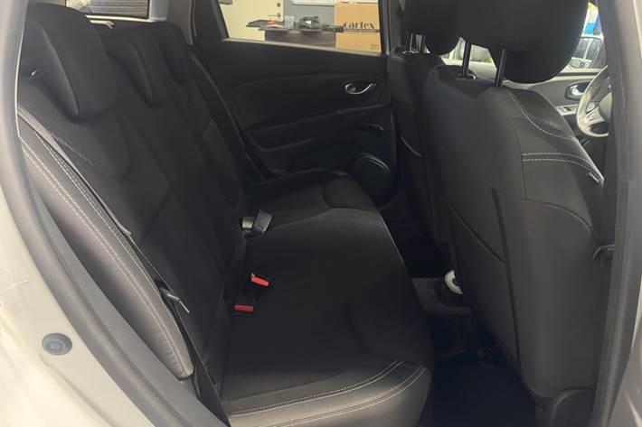 Hvid Renault Clio IV fra 2018