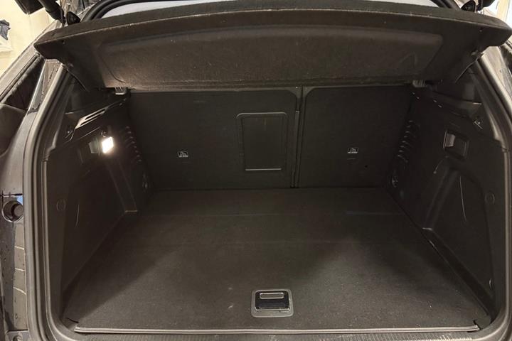 Sort Peugeot 3008 fra 2021