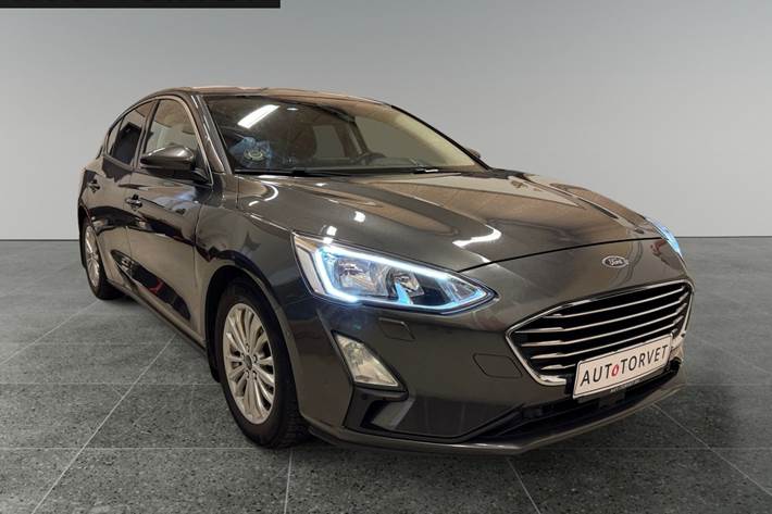 Grå Ford Focus fra 2019