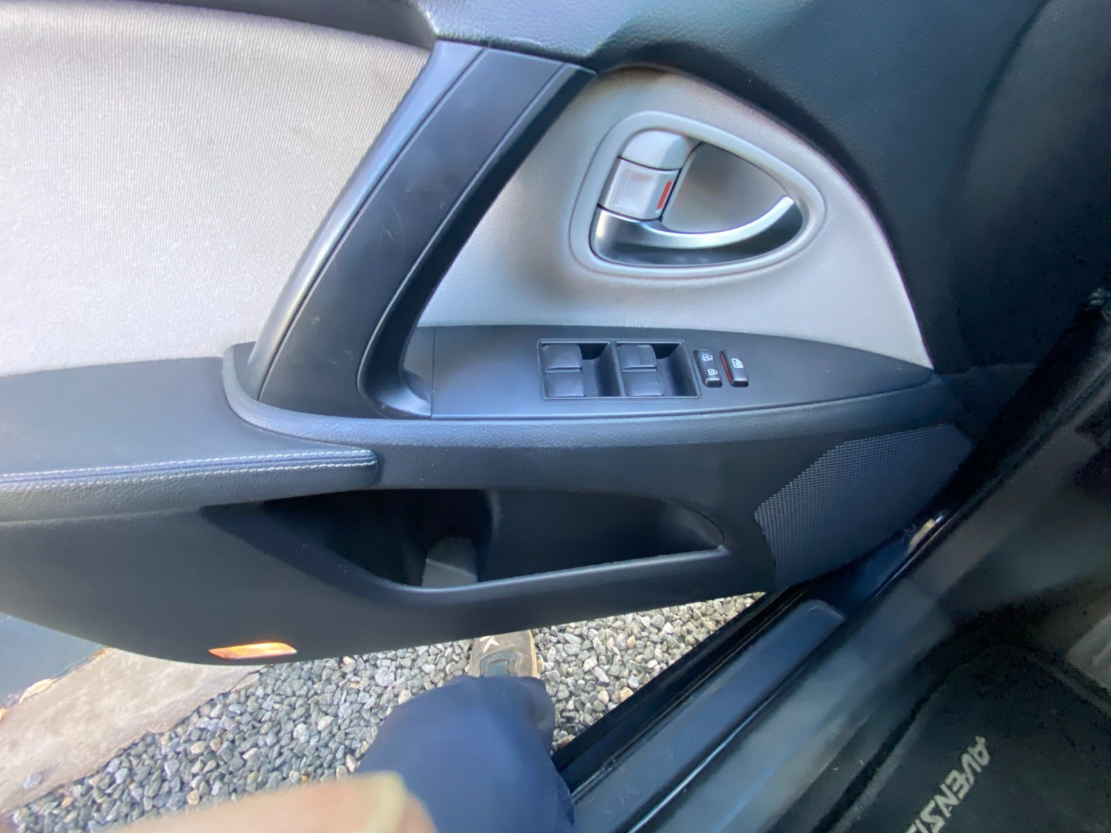 undefined Toyota Avensis fra 2016