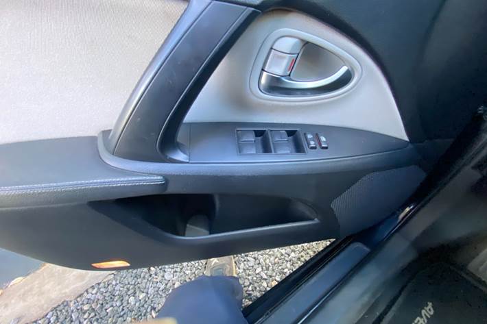 undefined Toyota Avensis fra 2016