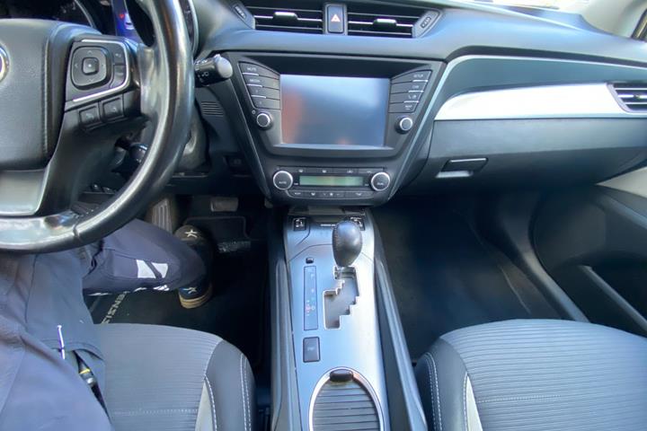 undefined Toyota Avensis fra 2016