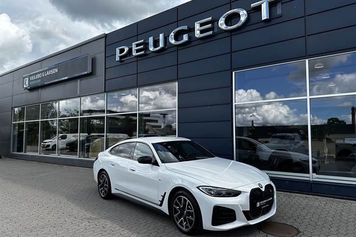 Hvid BMW i4 fra 2023
