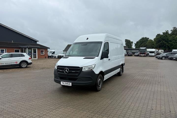 Hvid Mercedes Sprinter fra 2019