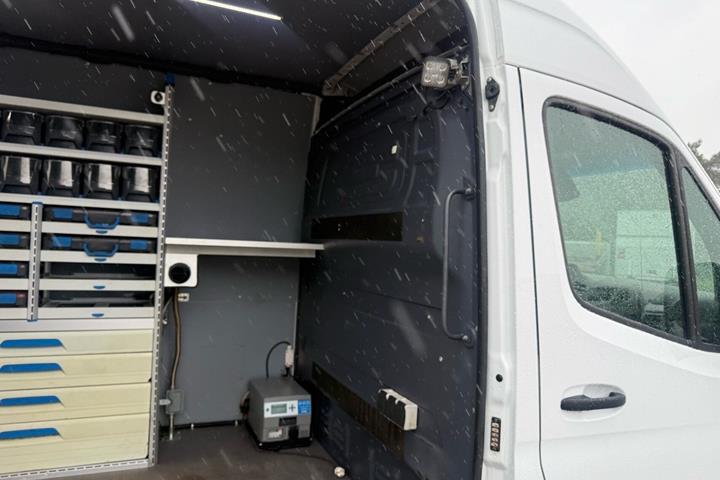 Hvid Mercedes Sprinter fra 2019