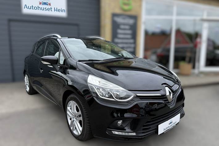 Sort Renault Clio IV fra 2017 set udefra