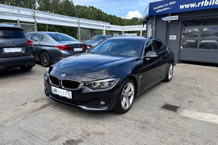 Hvid BMW 420i fra 2018 set udefra