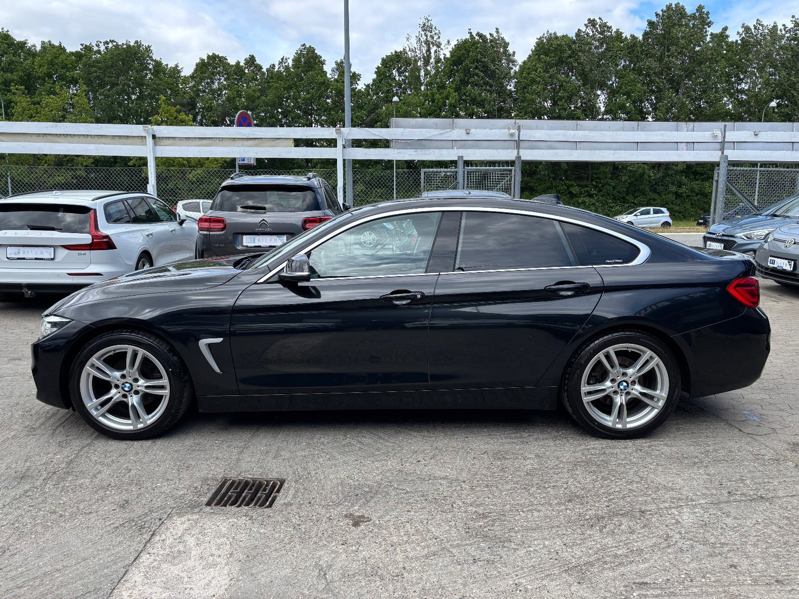 Hvid BMW 420i fra 2018