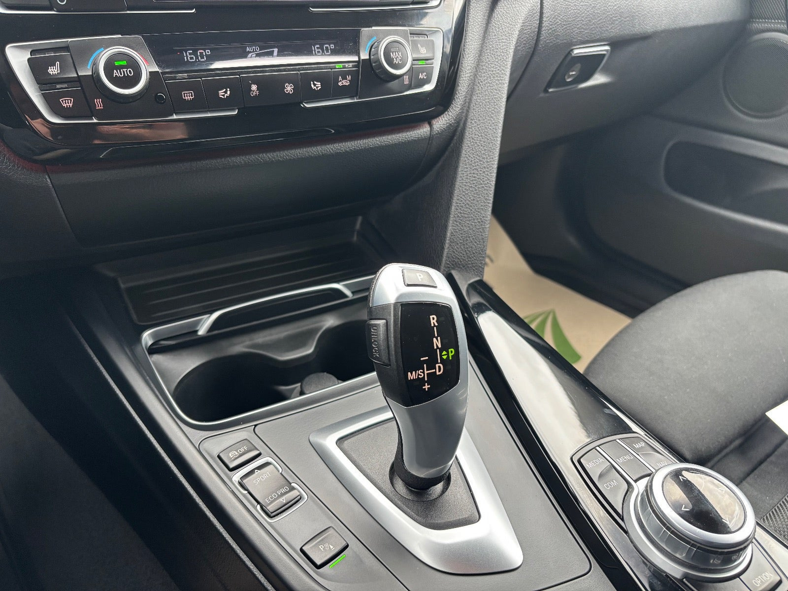 Hvid BMW 420i fra 2018