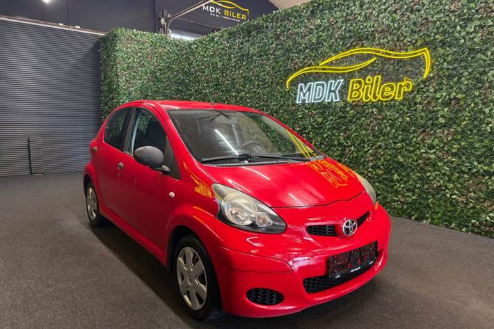 undefined Toyota Aygo fra 2010 set udefra