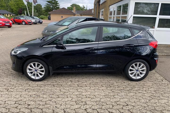 Sort Ford Fiesta fra 2018