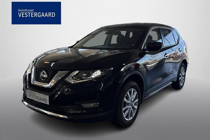 Sort Nissan X-Trail fra 2019 set udefra