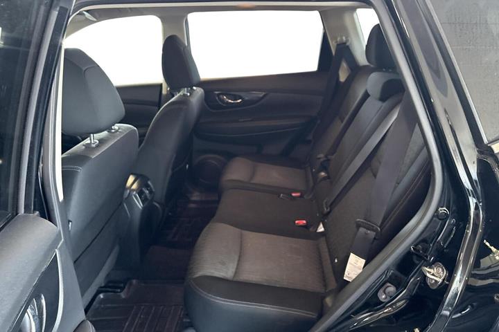 Sort Nissan X-Trail fra 2019