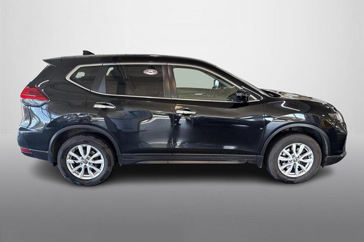 Sort Nissan X-Trail fra 2019