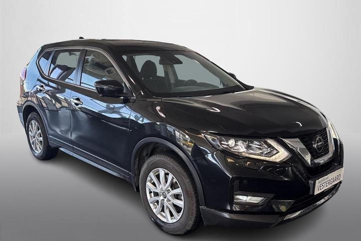 Sort Nissan X-Trail fra 2019