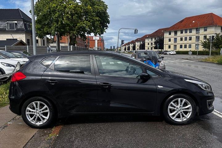 Sort Kia Ceed fra 2016