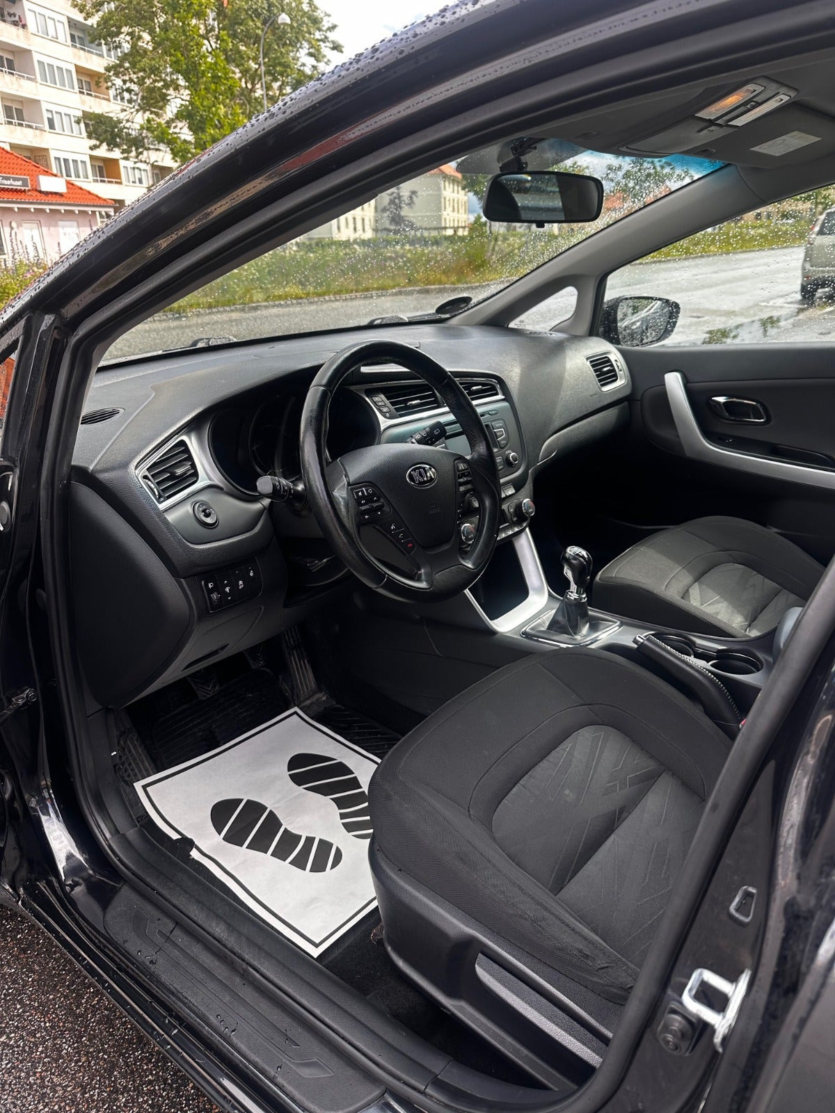 Sort Kia Ceed fra 2016