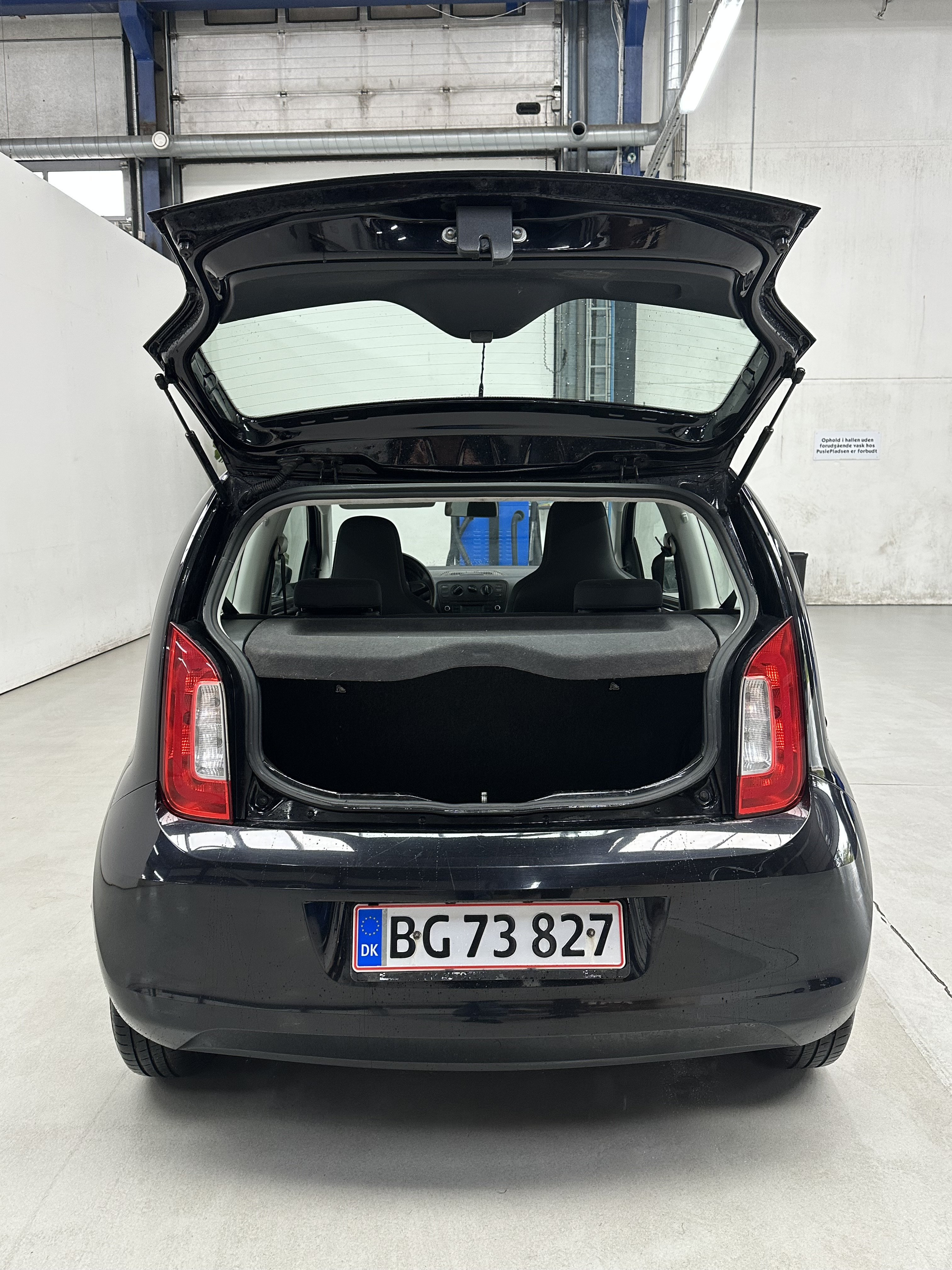 Sort Skoda Citigo fra 2013