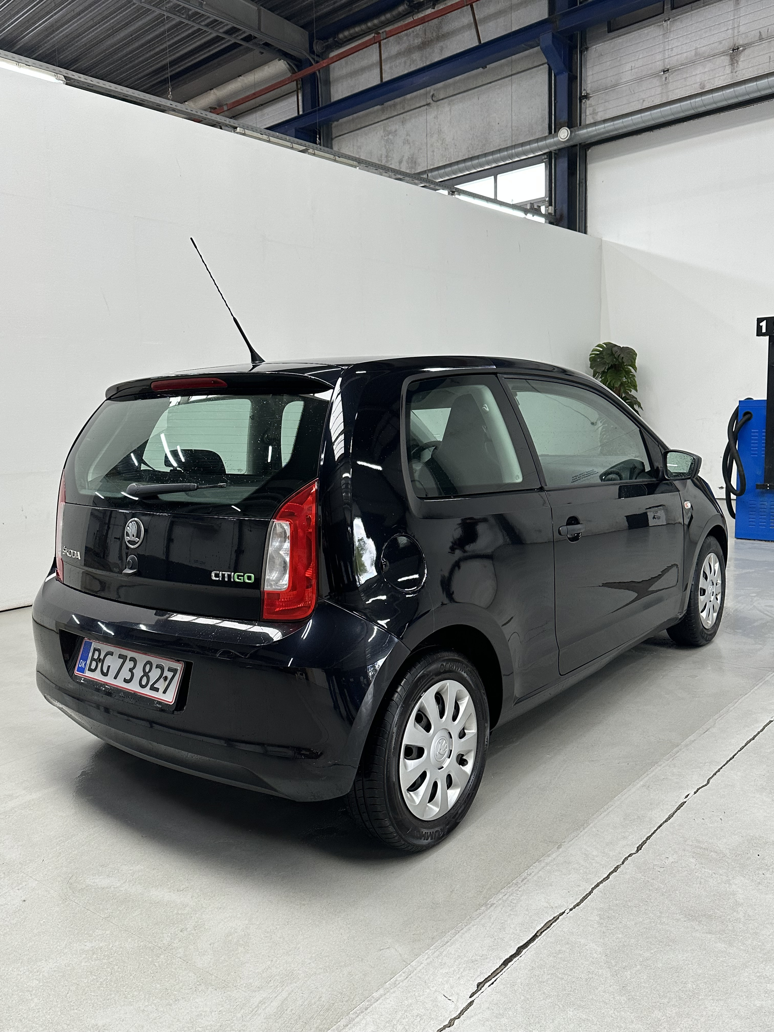 Sort Skoda Citigo fra 2013