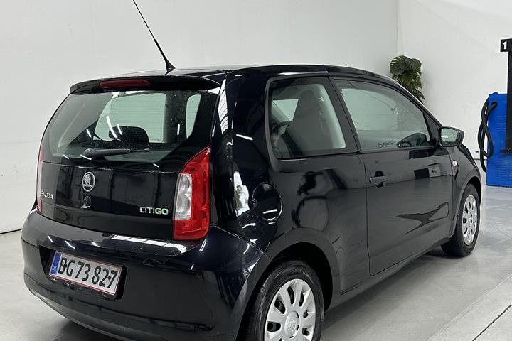 Sort Skoda Citigo fra 2013
