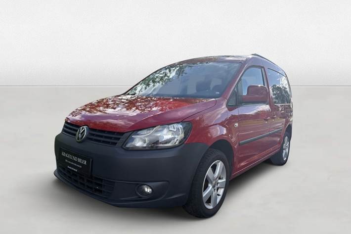 Grøn VW Caddy fra 2011 set udefra